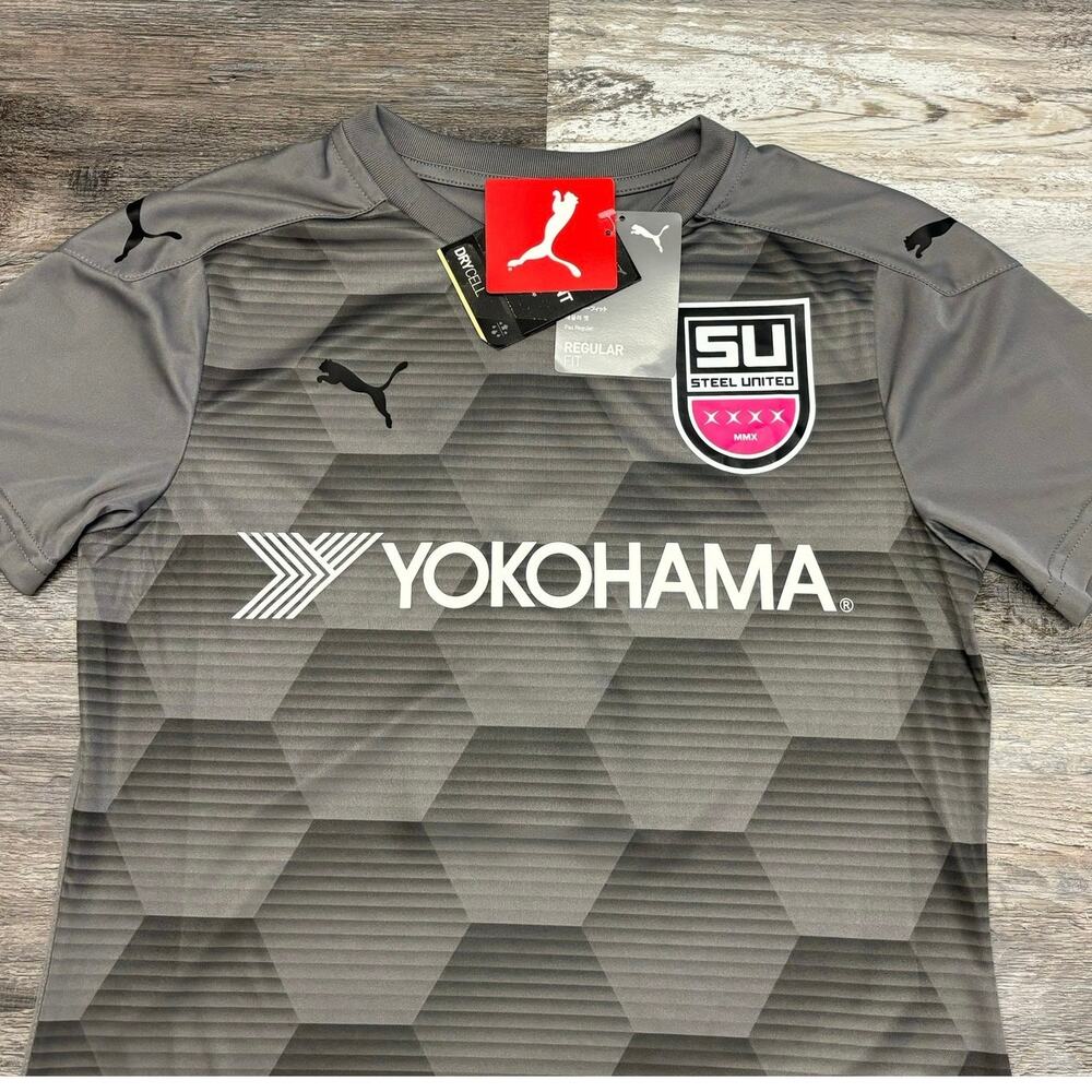 NWT Puma Yokohama Football 2021 Steel United #2‎ Gray Mens Small Soccer Jersey